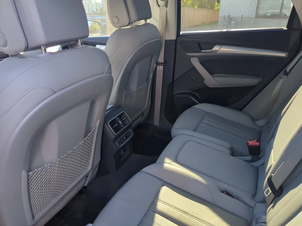 Audi Q5 * PROGRESSIV * CARFAX * БЕЗ ПЪРВОНАЧАЛНА ВНОСКА - изображение 9