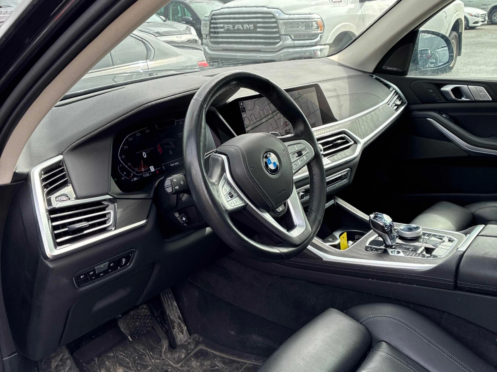 BMW X7 40i * 7 МЕСТА * CAR FAX * ЦЕНА ДО БГ * , снимка 6 - Автомобили и джипове - 54107110
