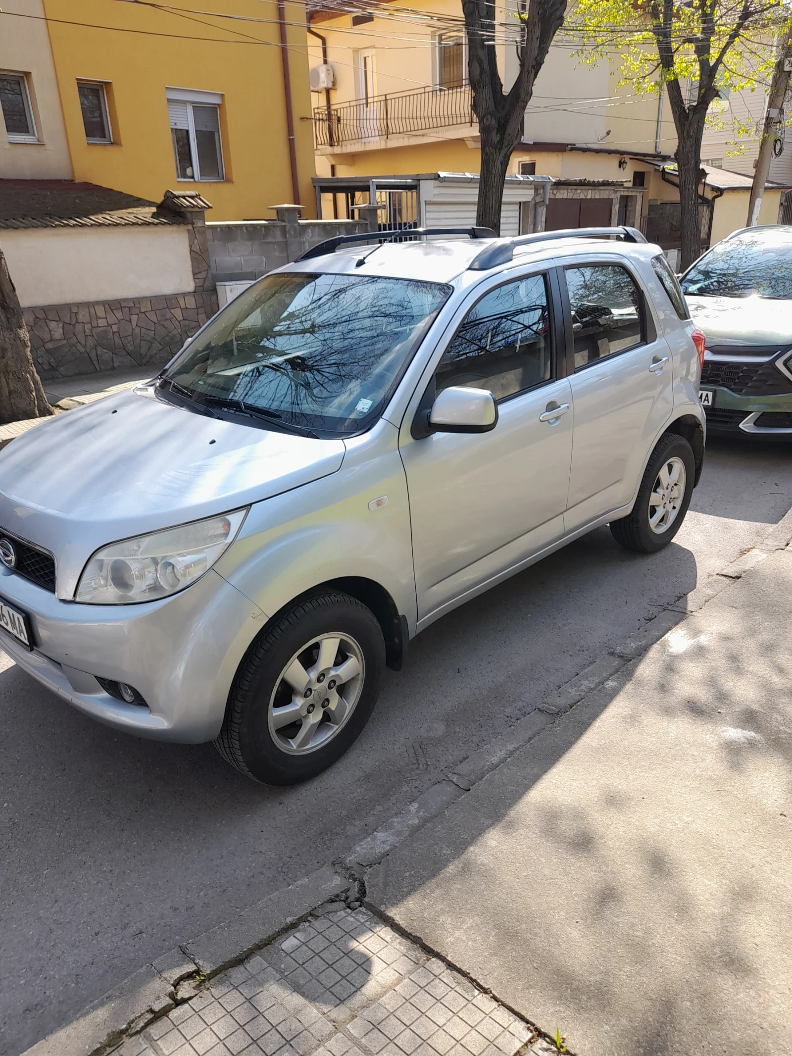 Daihatsu Terios, снимка 3 - Автомобили и джипове - 54173326