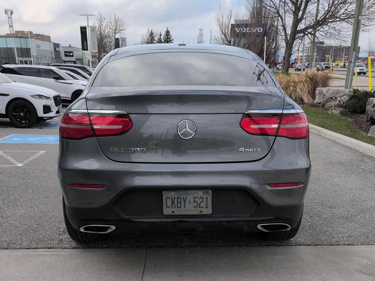 Mercedes-Benz GLC 300 4MATIC* AMG-pack* 360КАМЕРИ* ПАНОРАМА* , снимка 4 - Автомобили и джипове - 54184965