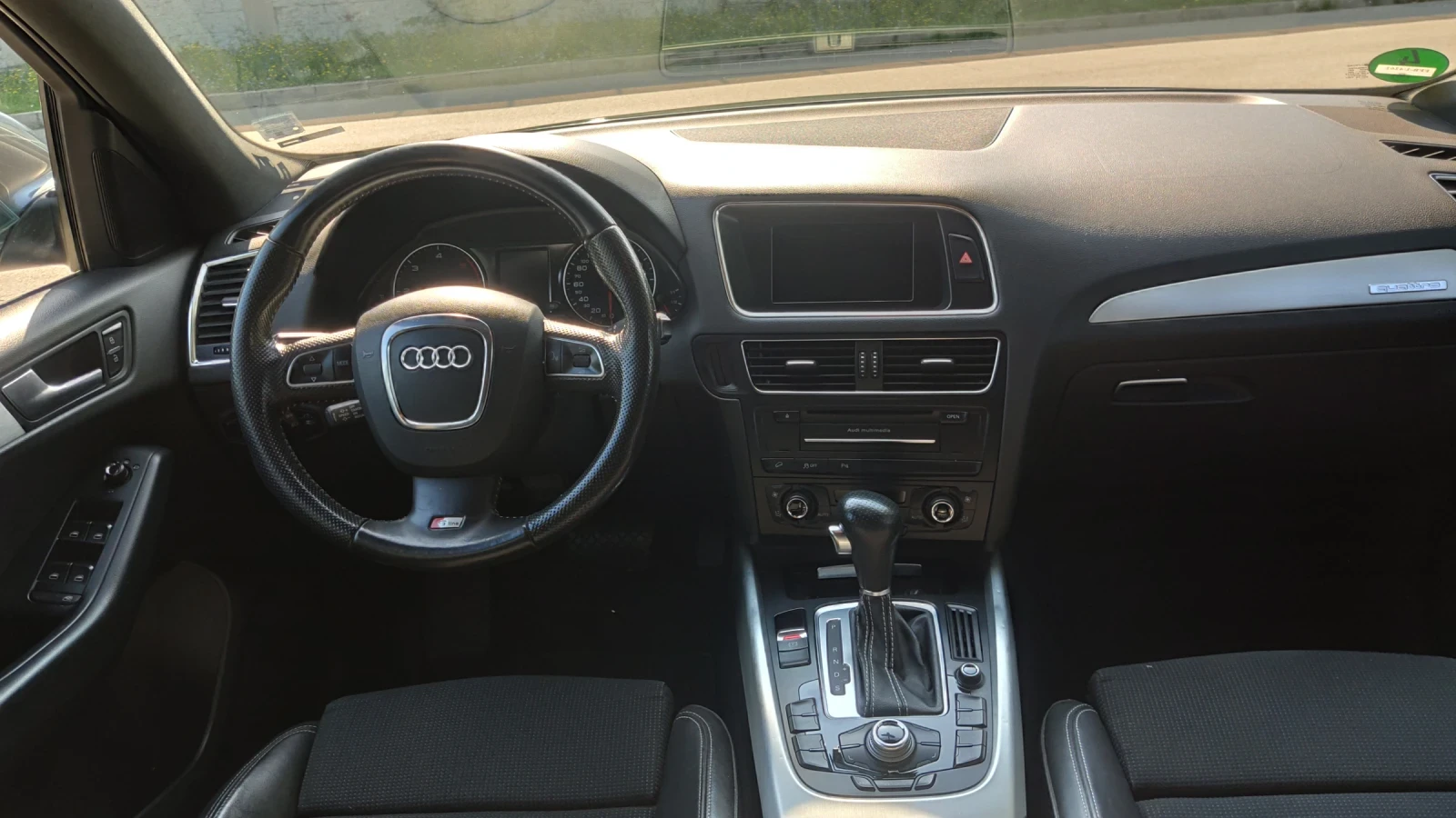 Audi Q5 2.0TDI S line quattro , снимка 10 - Автомобили и джипове - 54318356
