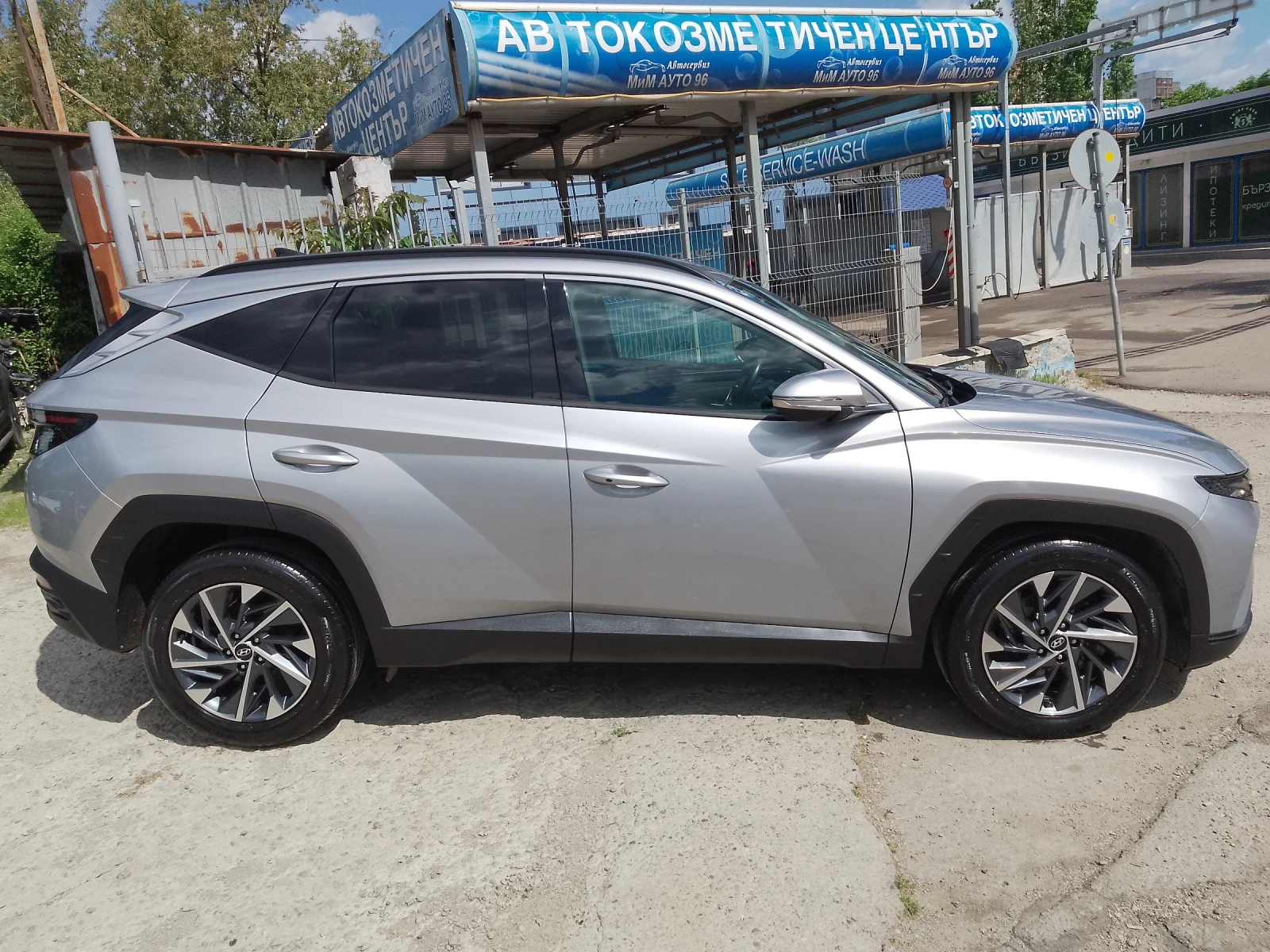 Hyundai Tucson 1.6 CRDI/COMFORT/95x.km., снимка 4 - Автомобили и джипове - 54682021