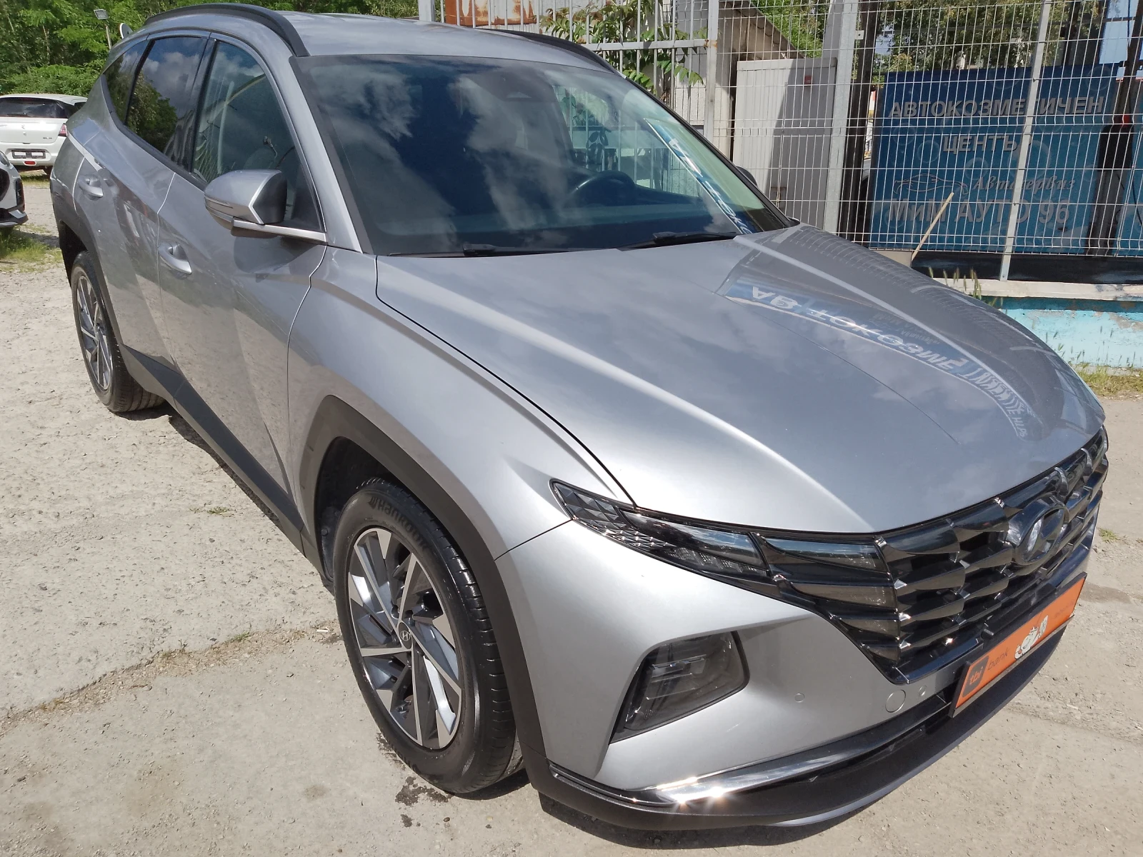 Hyundai Tucson 1.6 CRDI/COMFORT/95x.km., снимка 3 - Автомобили и джипове - 54682021