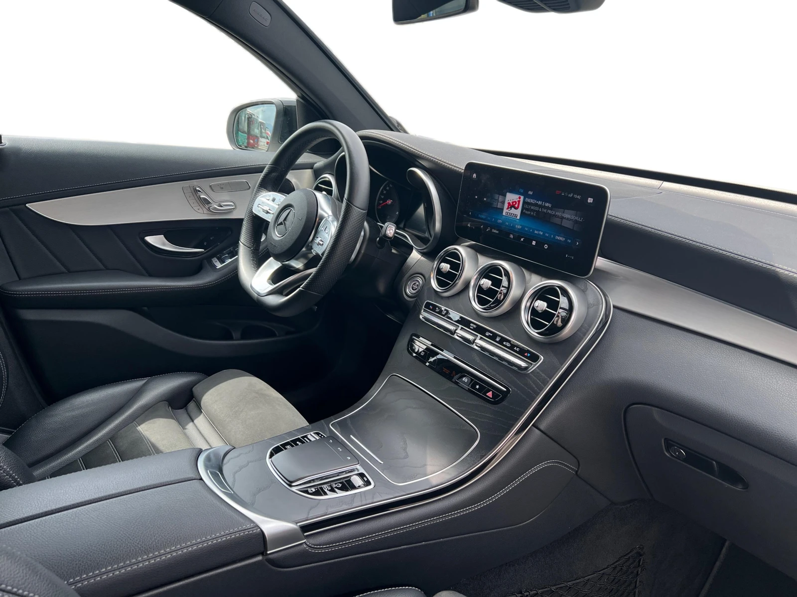 Mercedes-Benz GLC 300 е 4MATIC Coupe, снимка 9 - Автомобили и джипове - 55386551