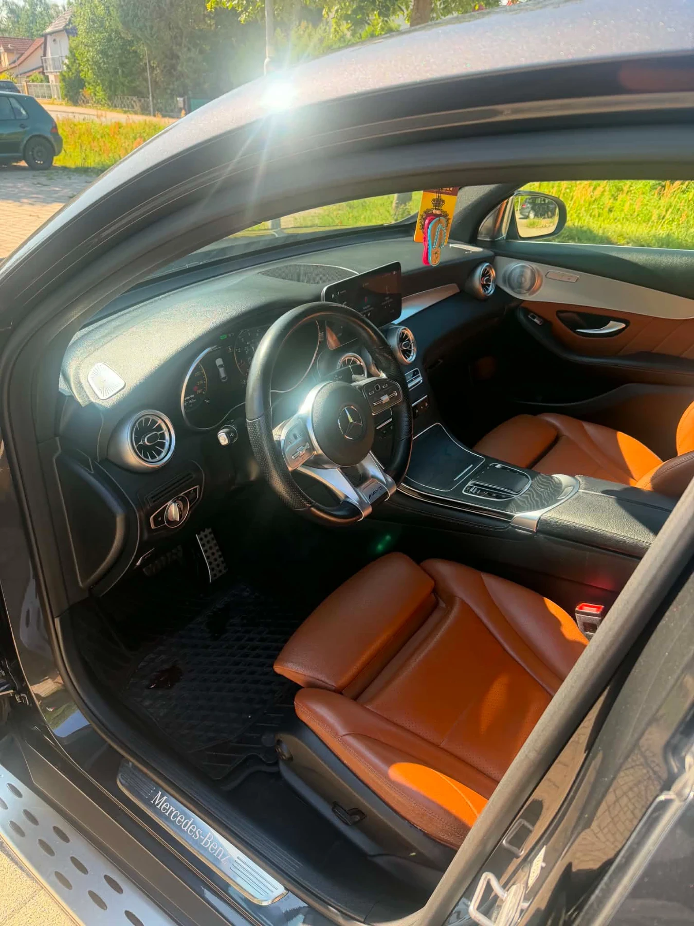 Mercedes-Benz GLC 300, снимка 7 - Автомобили и джипове - 55504587