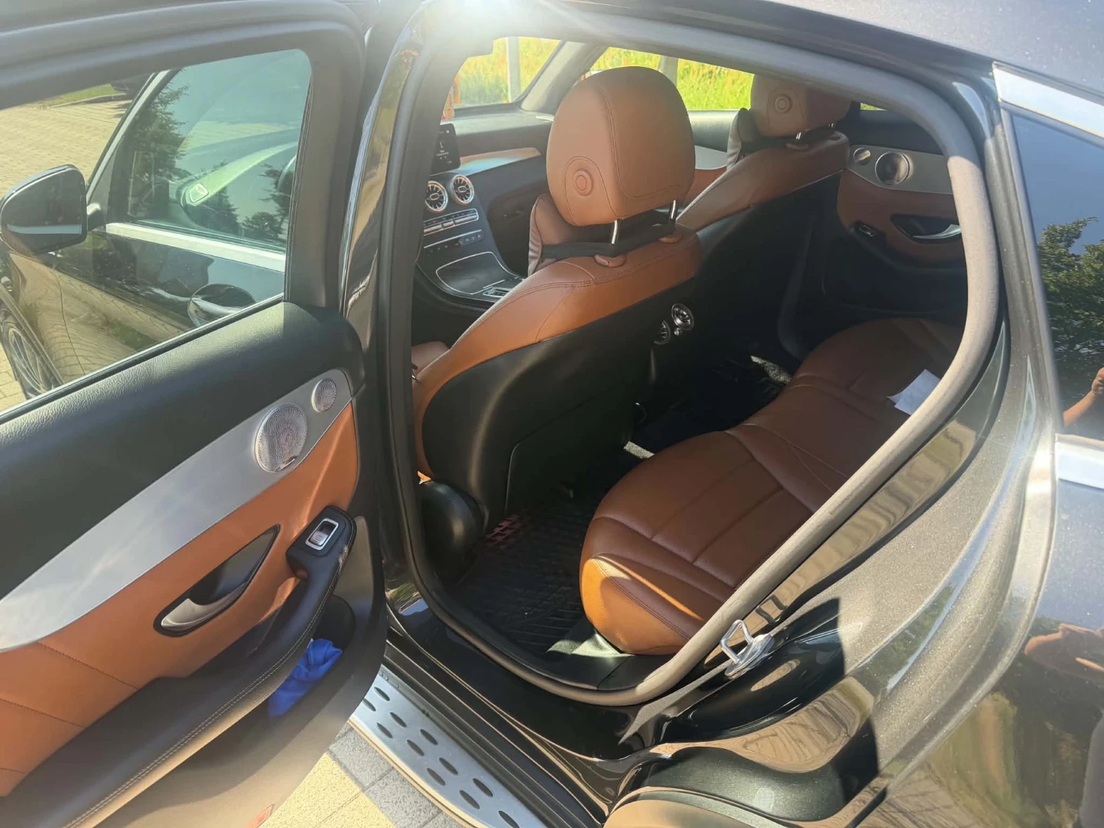 Mercedes-Benz GLC 300, снимка 11 - Автомобили и джипове - 55504587