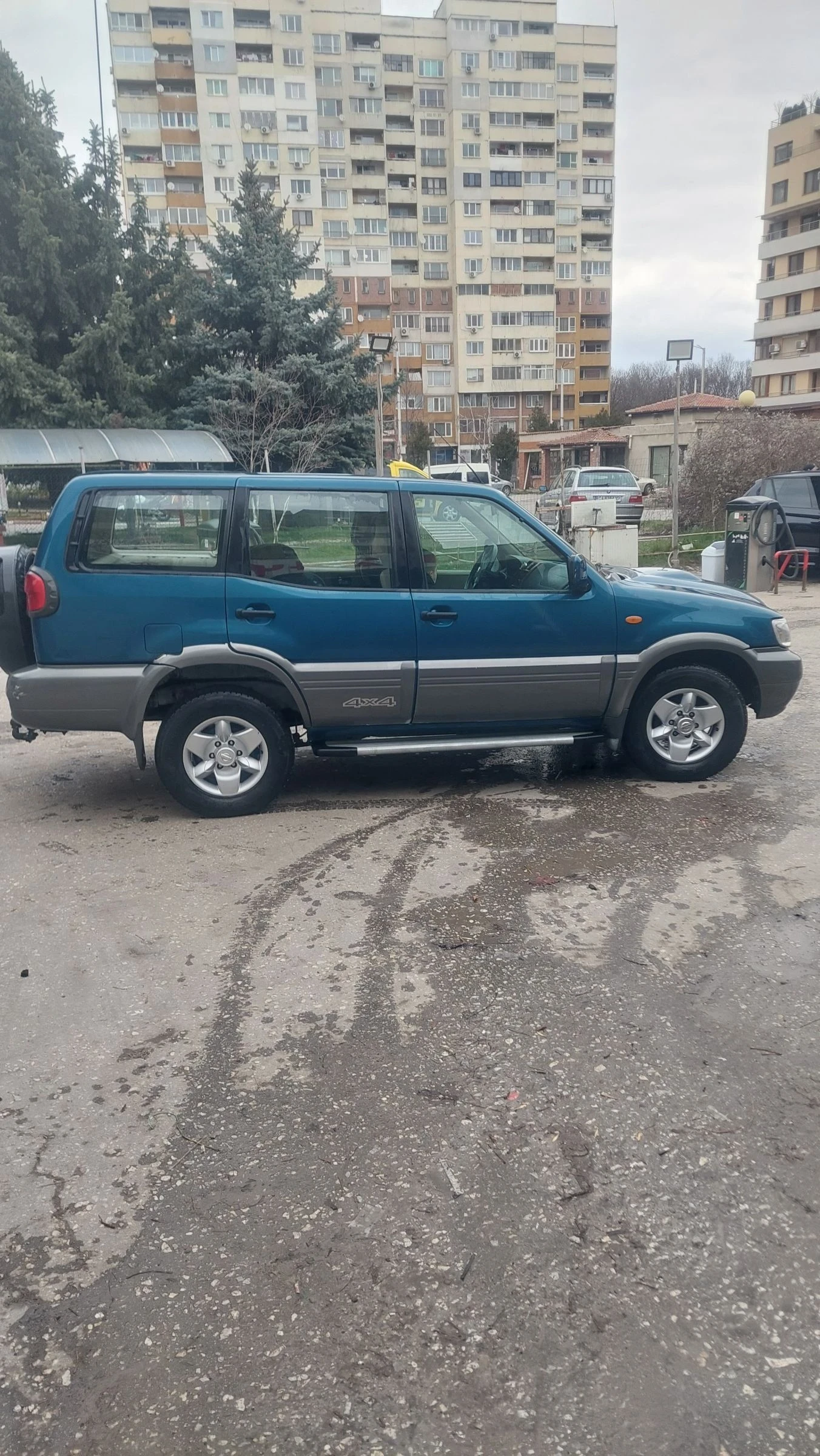 Nissan Terrano 3.0, снимка 8 - Автомобили и джипове - 55650853