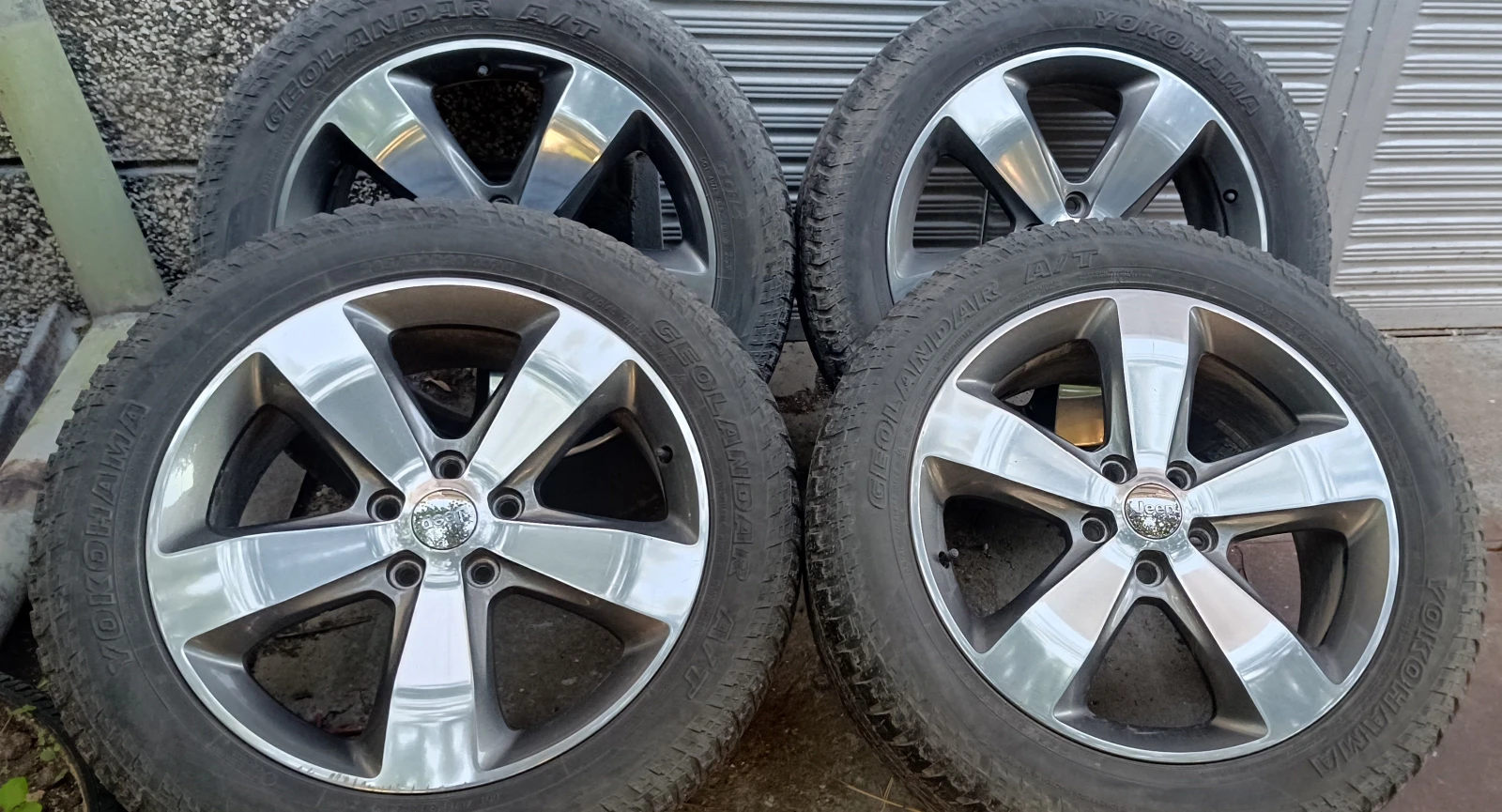 Jeep Grand cherokee 3.0 CRD OVERLAND, снимка 16 - Автомобили и джипове - 55663908