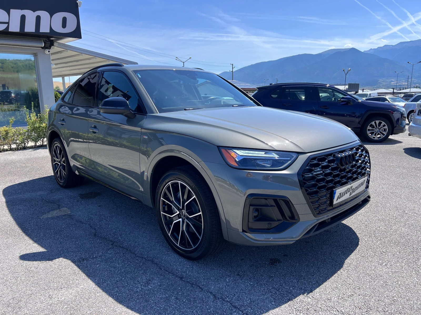 Audi Q5 Quattro* S-Line* TFSI* , снимка 3 - Автомобили и джипове - 55722198