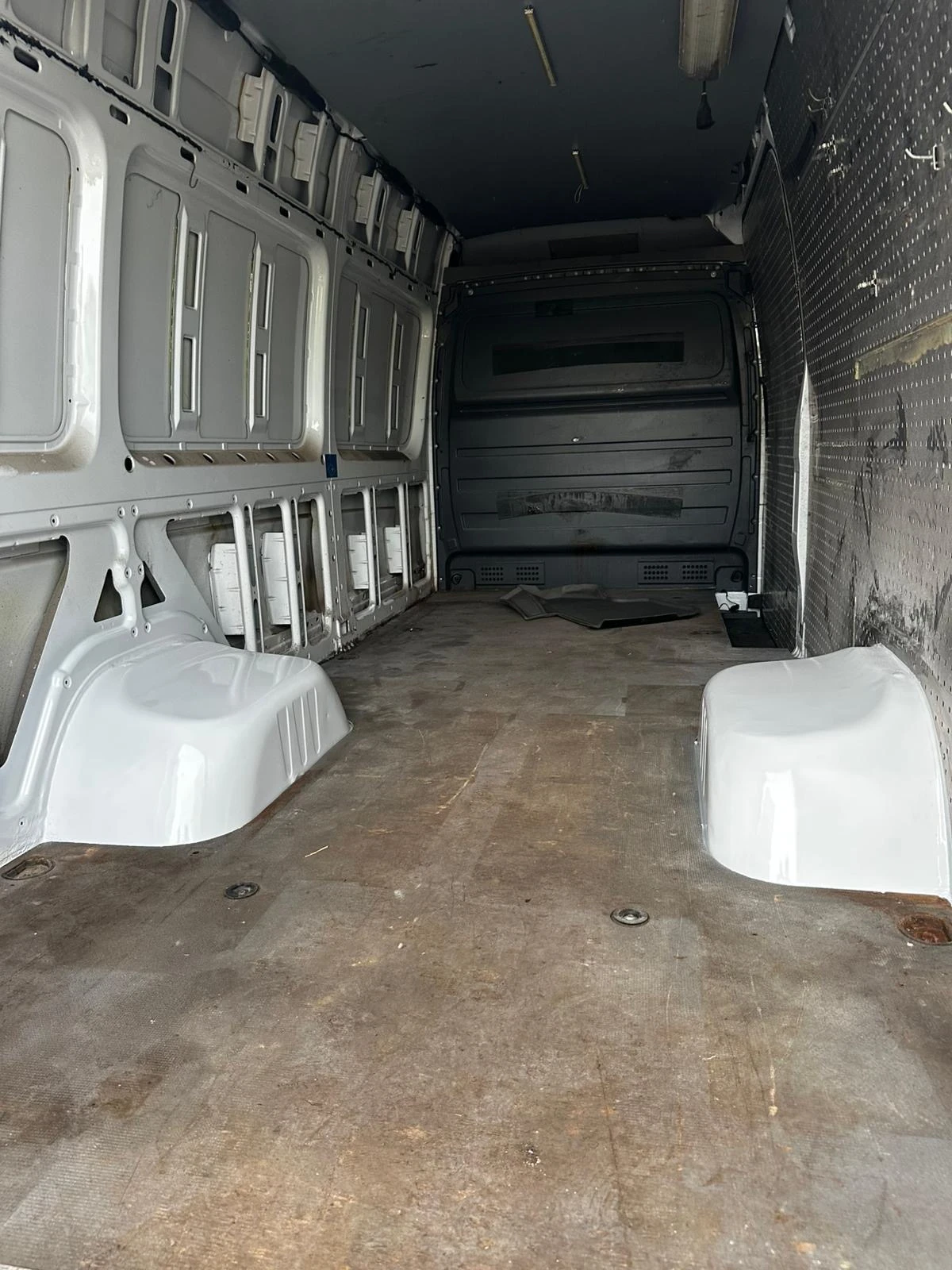 Mercedes-Benz Sprinter 516 Maxi - изображение 10