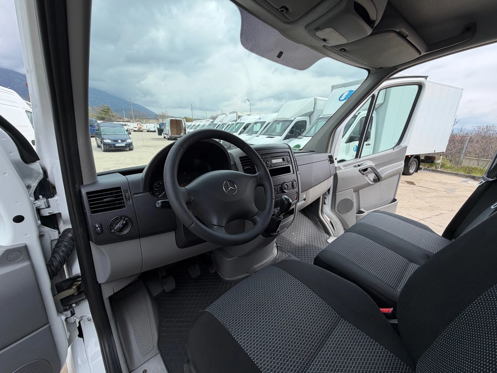 Mercedes-Benz Sprinter 316 6-МЕСТЕН!ТОП!КЛИМА!, снимка 9 - Бусове и автобуси - 53961149