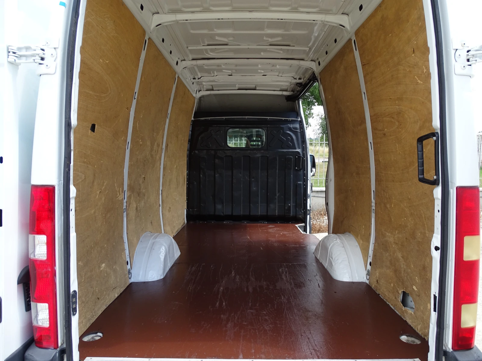 Iveco 35s13 * * * КЛИМАТИК* * НОВ ВНОС * * , снимка 8 - Бусове и автобуси - 55057185