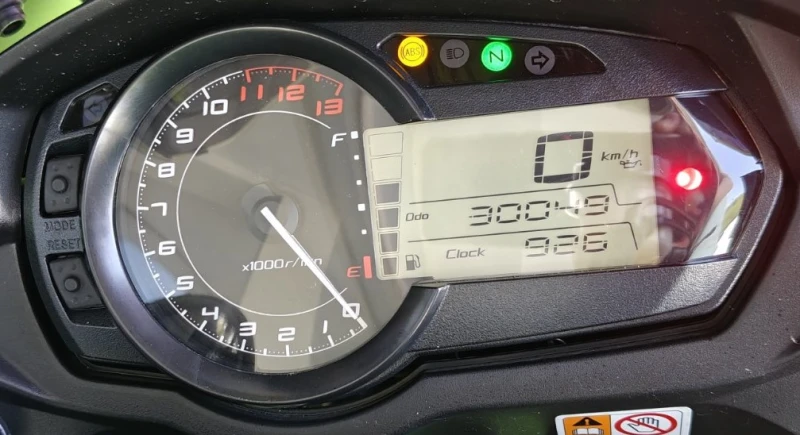 Kawasaki Z 1000SX, снимка 8 - Мотоциклети и мототехника - 50941683