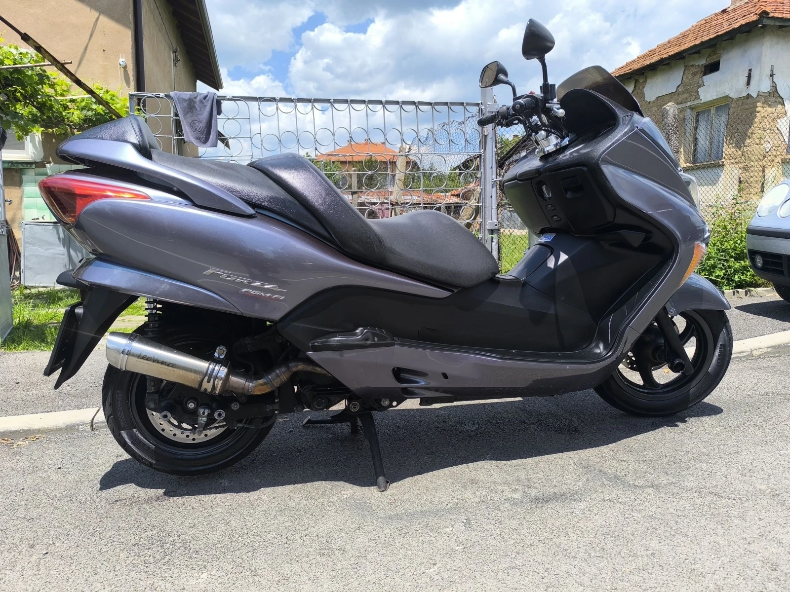 Honda Forza Макси Скутер - изображение 8