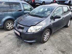 Toyota Auris 1.4 D4D, снимка 2