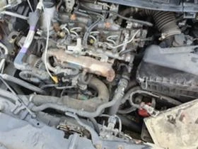 Toyota Auris 1.4 D4D, снимка 3