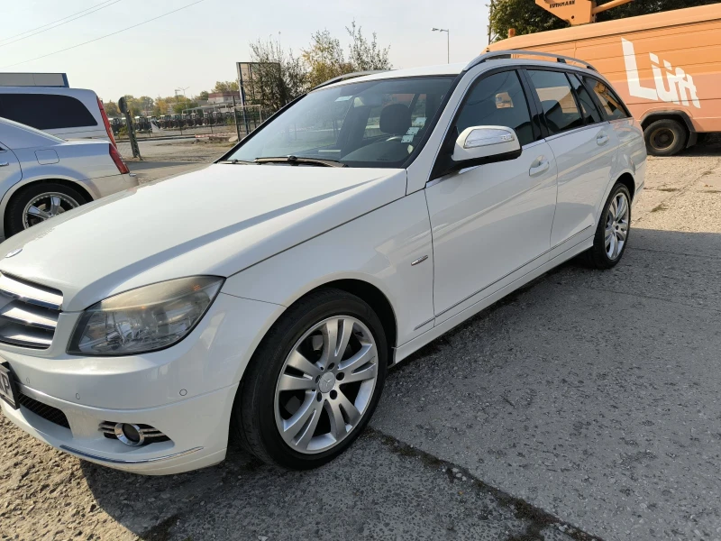 Mercedes-Benz C 220 Avangard, снимка 3 - Автомобили и джипове - 48974956