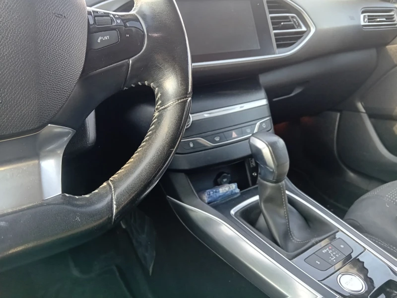 Peugeot 308 1, 6 HDI, снимка 10 - Автомобили и джипове - 52556401