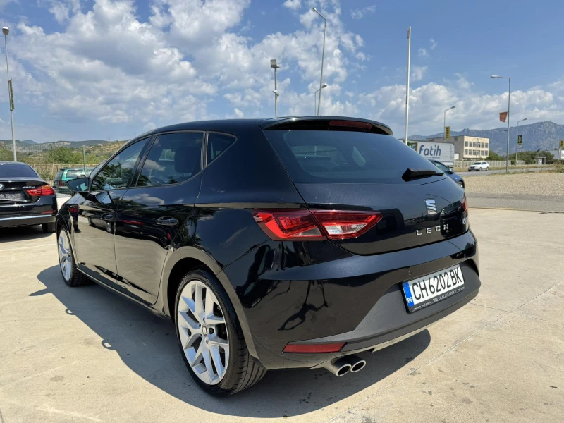 Seat Leon 2.0* 150ps* 6ск* FR* LED* ПАРКТ* АВТОПИЛОТ, снимка 3 - Автомобили и джипове - 51579393