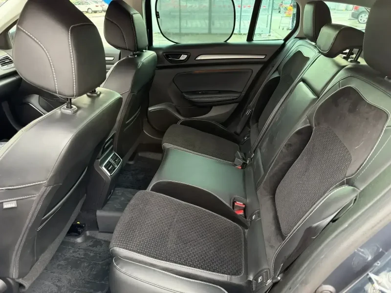 Renault Megane Grandtour 45k КМ първи собственик, снимка 12 - Автомобили и джипове - 52343059