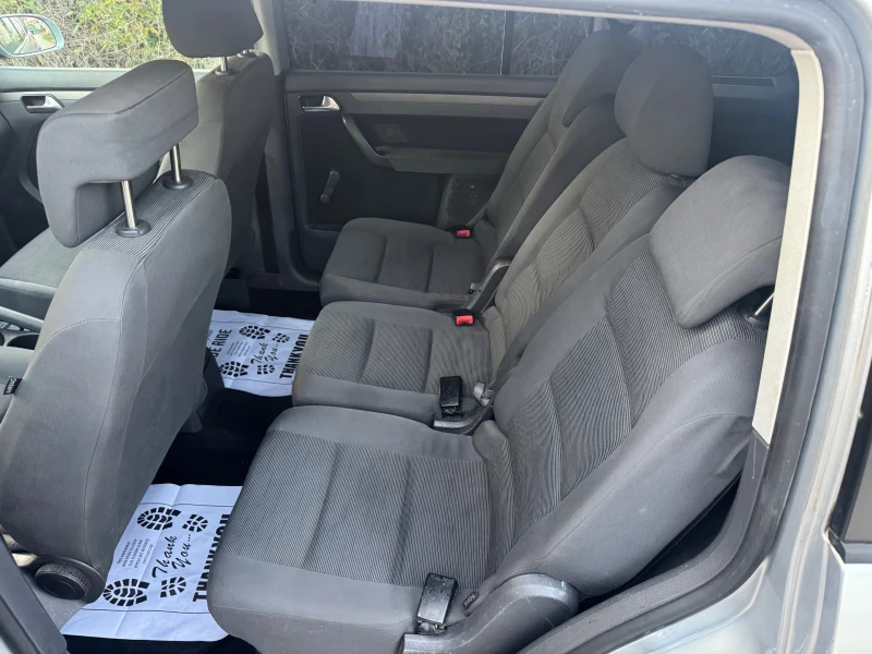 VW Touran, снимка 5 - Автомобили и джипове - 52808695