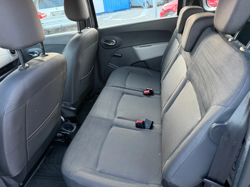 Dacia Lodgy 1.2 НАВИГАЦИЯ !! КЛИМАТИК РЕАЛНИ КИЛОМЕТРИ, снимка 13 - Автомобили и джипове - 53160551