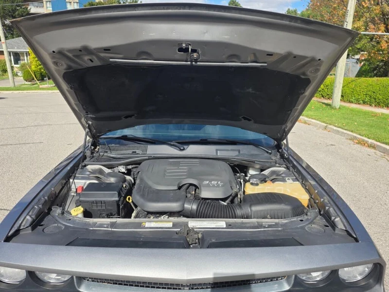 Dodge Challenger SXT Plus RWD, снимка 16 - Автомобили и джипове - 53340547