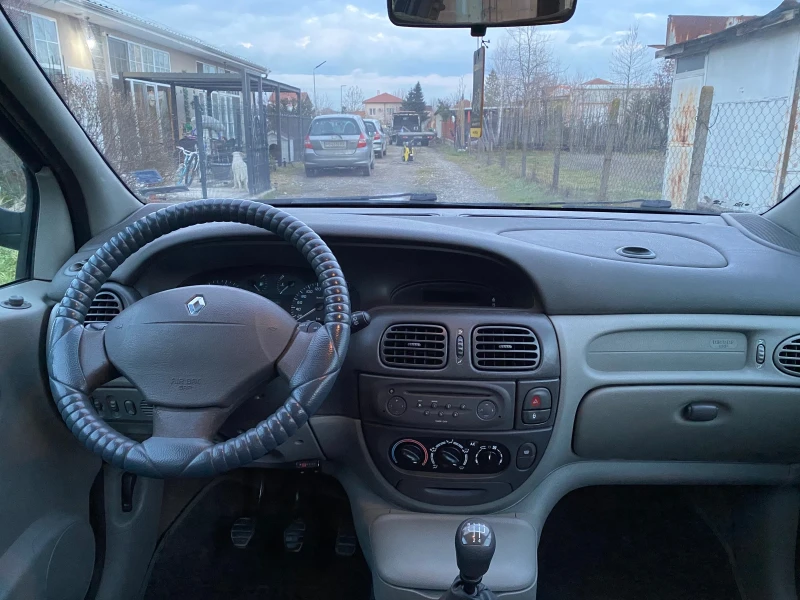 Renault Scenic 1.6 Бензин + газ - Megane Scenic, снимка 12 - Автомобили и джипове - 53459296