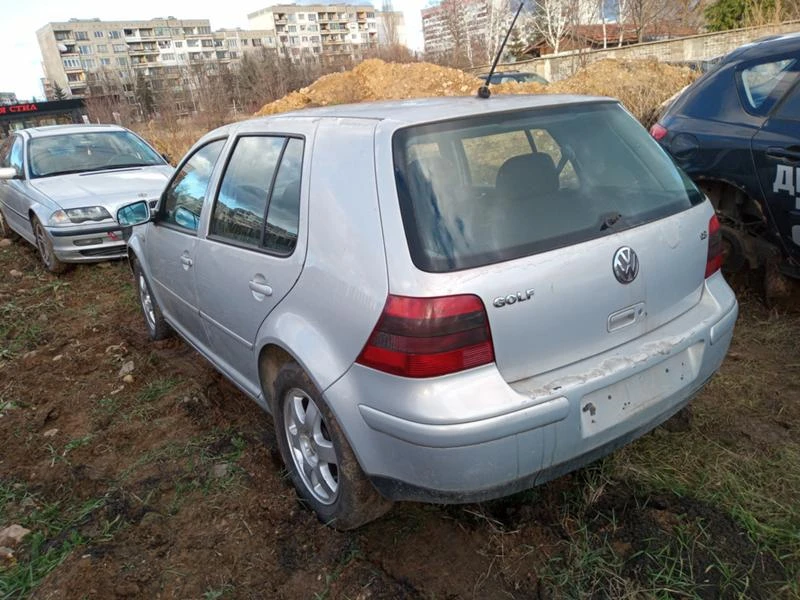 VW Golf 1.8 125к.с. на части - изображение 3