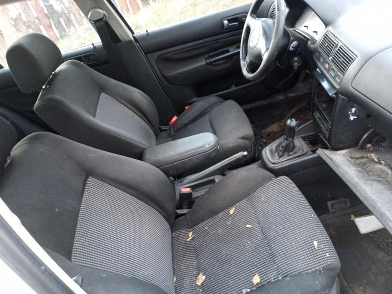 VW Golf 1.8 125к.с. на части - изображение 5