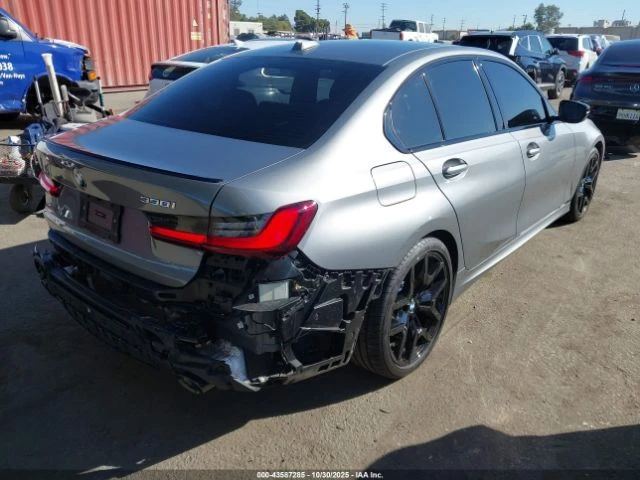 BMW 330 M Pack* Памет* Камера* Подгрев* Comfort Access* , снимка 7 - Автомобили и джипове - 52969822