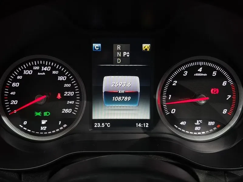 Mercedes-Benz C 200  W205, снимка 8 - Автомобили и джипове - 54954999