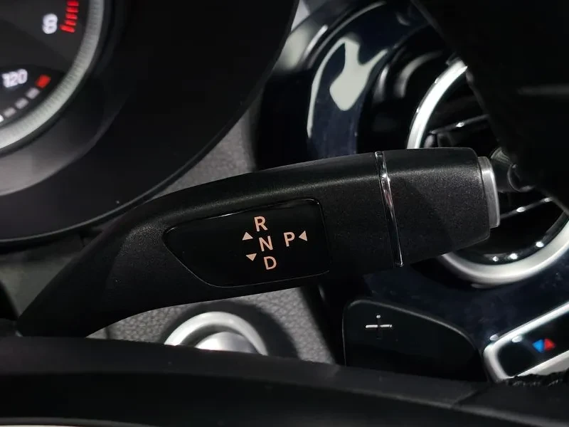 Mercedes-Benz C 200  W205, снимка 9 - Автомобили и джипове - 54954999