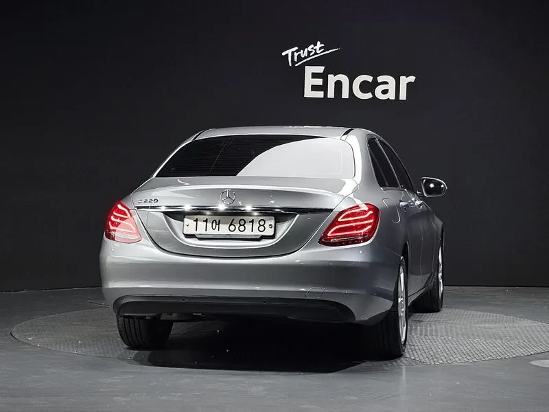 Mercedes-Benz C 200  W205, снимка 4 - Автомобили и джипове - 54954999