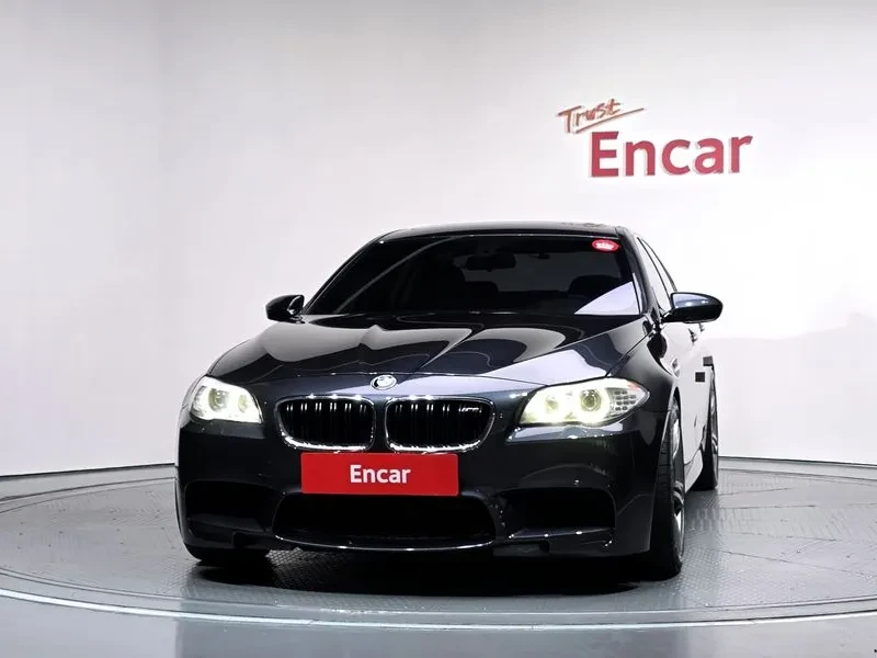 BMW M5  Sedan, снимка 3 - Автомобили и джипове - 56271952