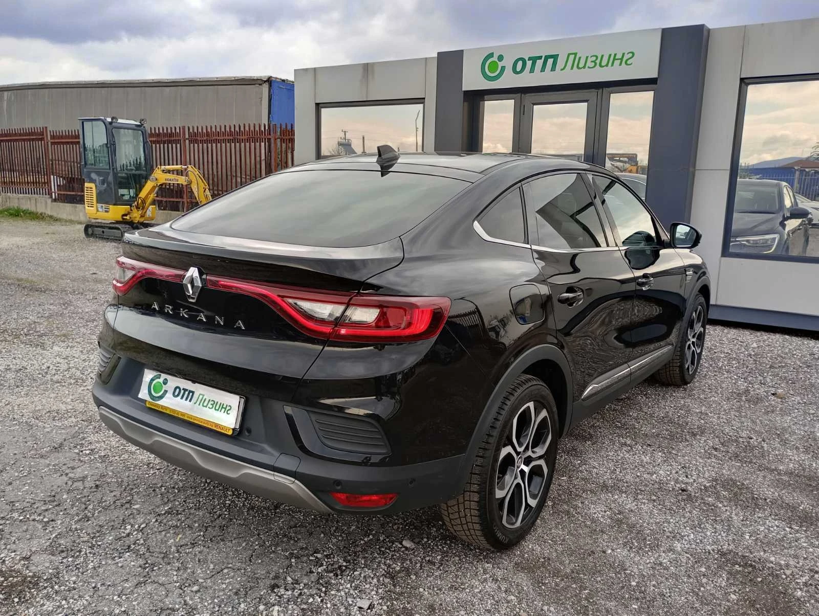 Renault Arkana 1.3 158 кс MHEV - изображение 5