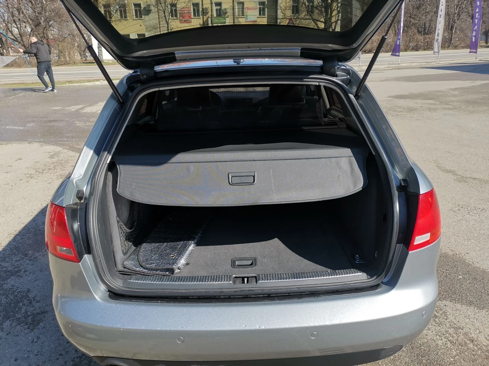 Audi A4 2.0 i UNIKAT  | Mobile.bg   11