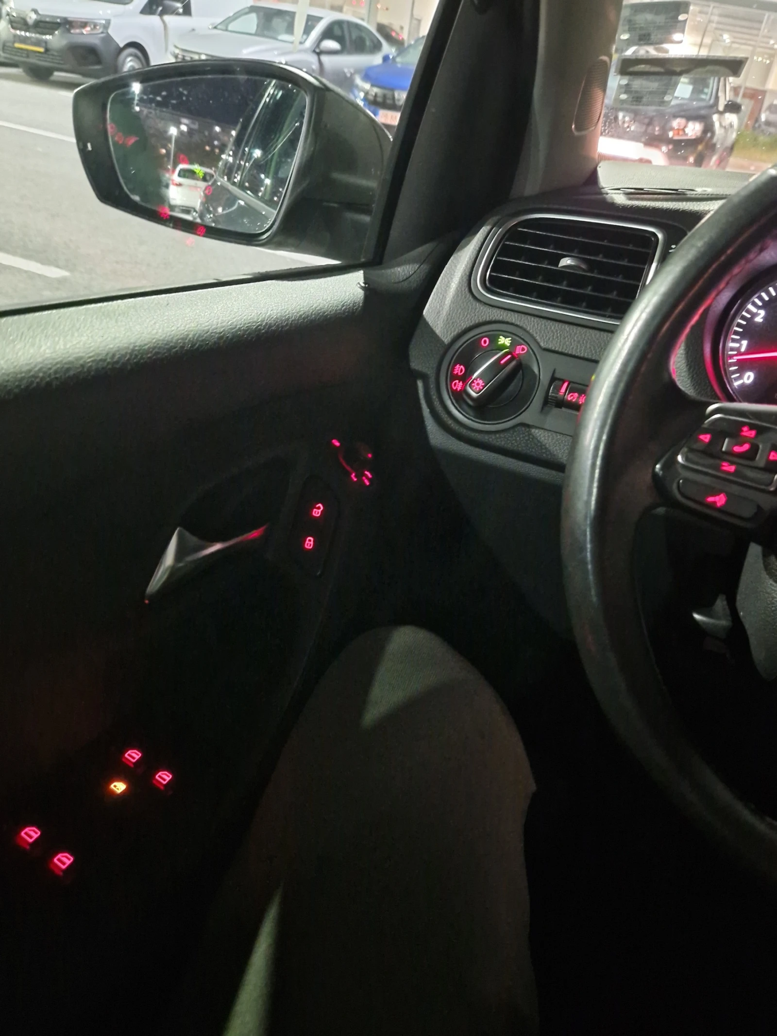 VW Polo TSI | Mobile.bg   12