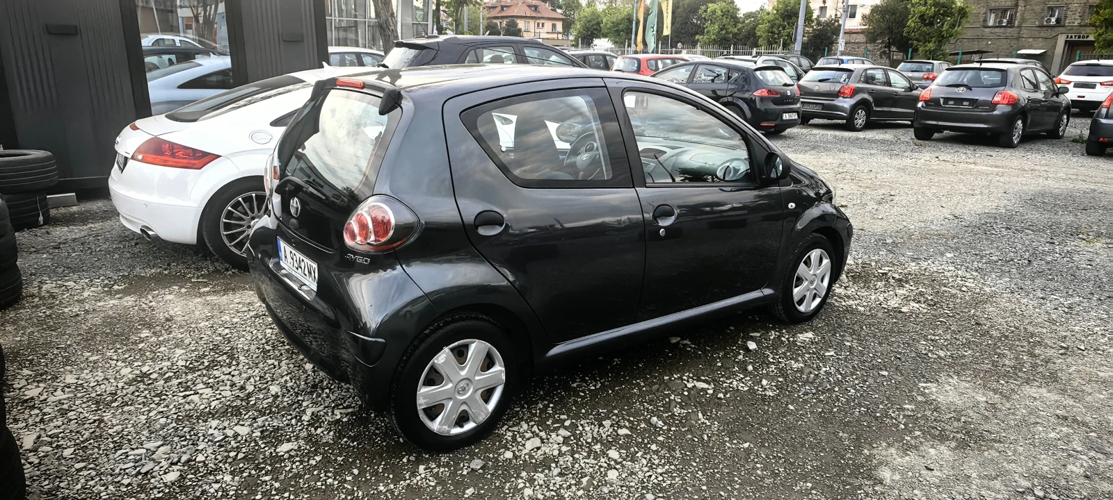 Toyota Aygo 1.0i - изображение 4