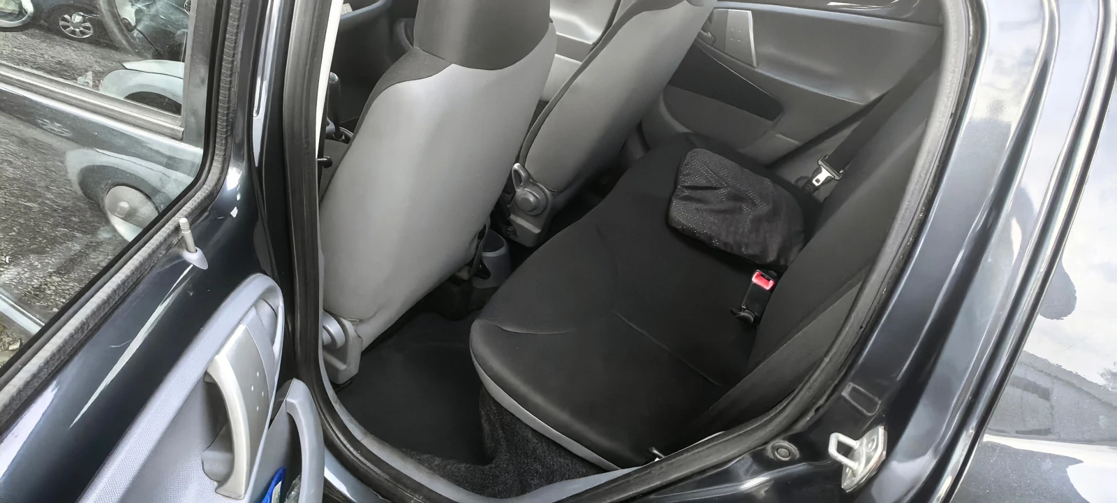 Toyota Aygo 1.0i - изображение 7