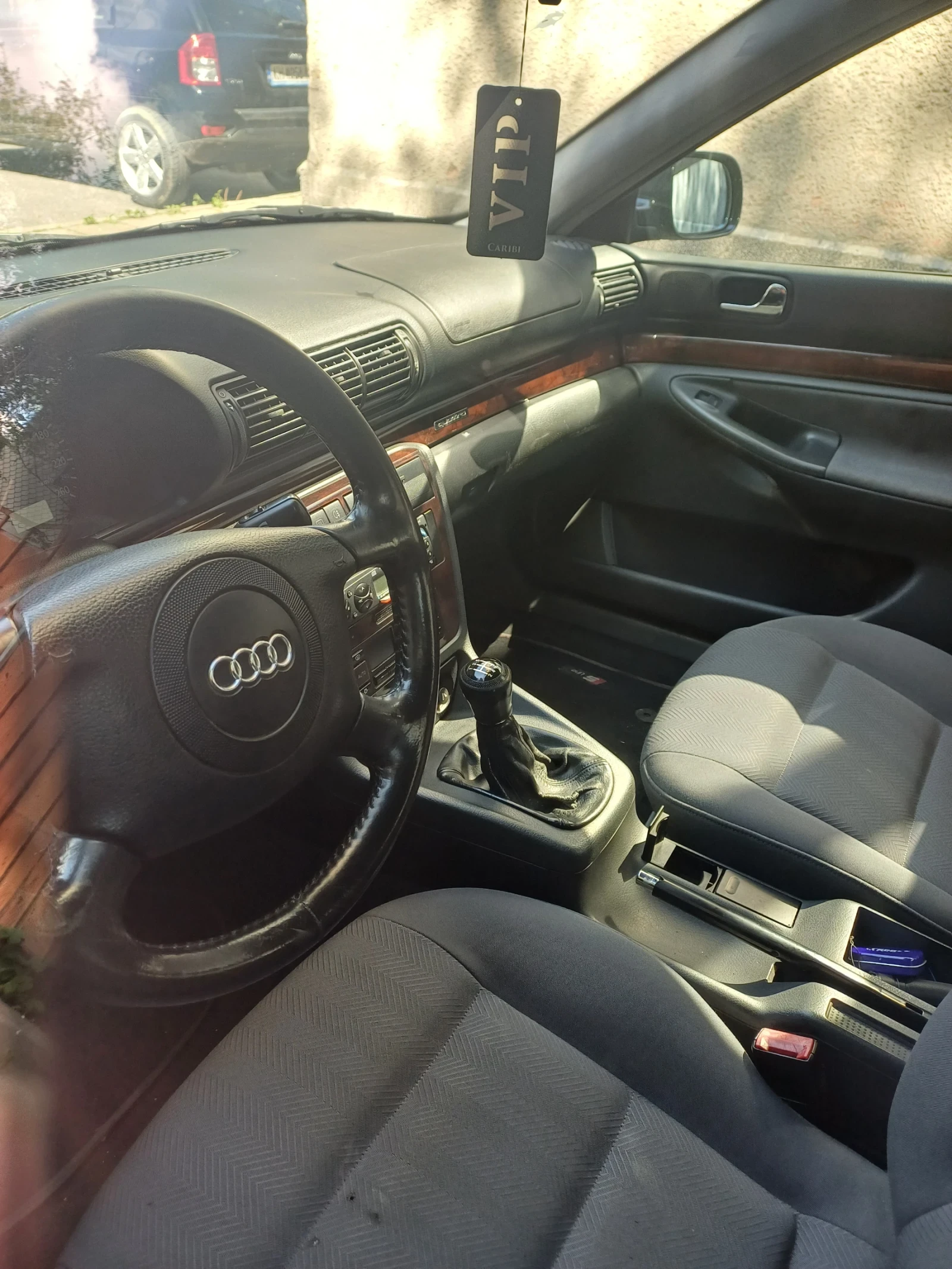 Audi A4 1.8T quattro - изображение 3