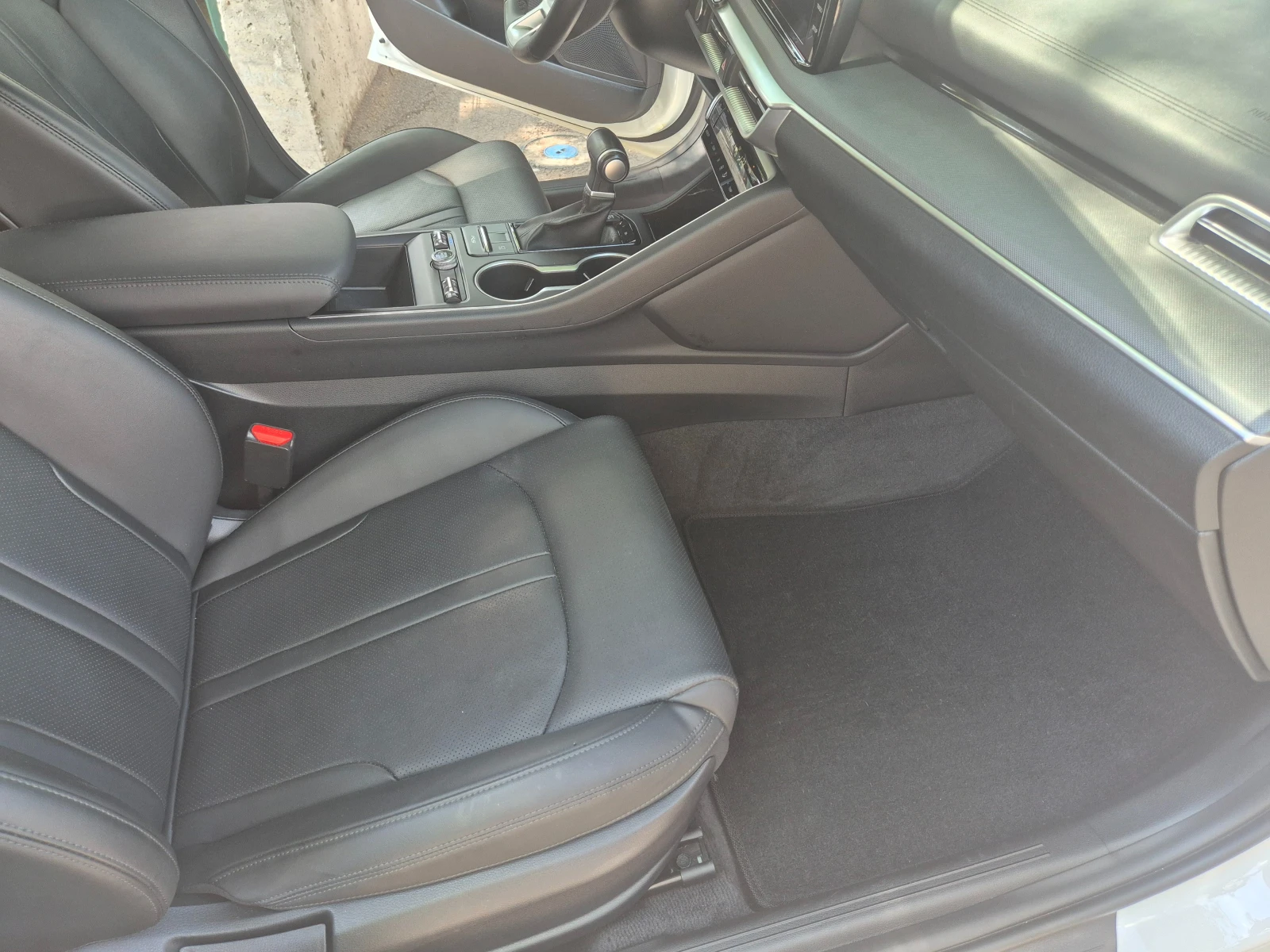 Kia K5 2.0 cm3 LPG - изображение 7