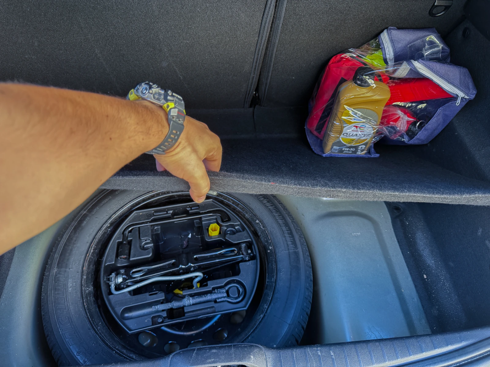 Peugeot 208 1.6 vti    | Mobile.bg   16