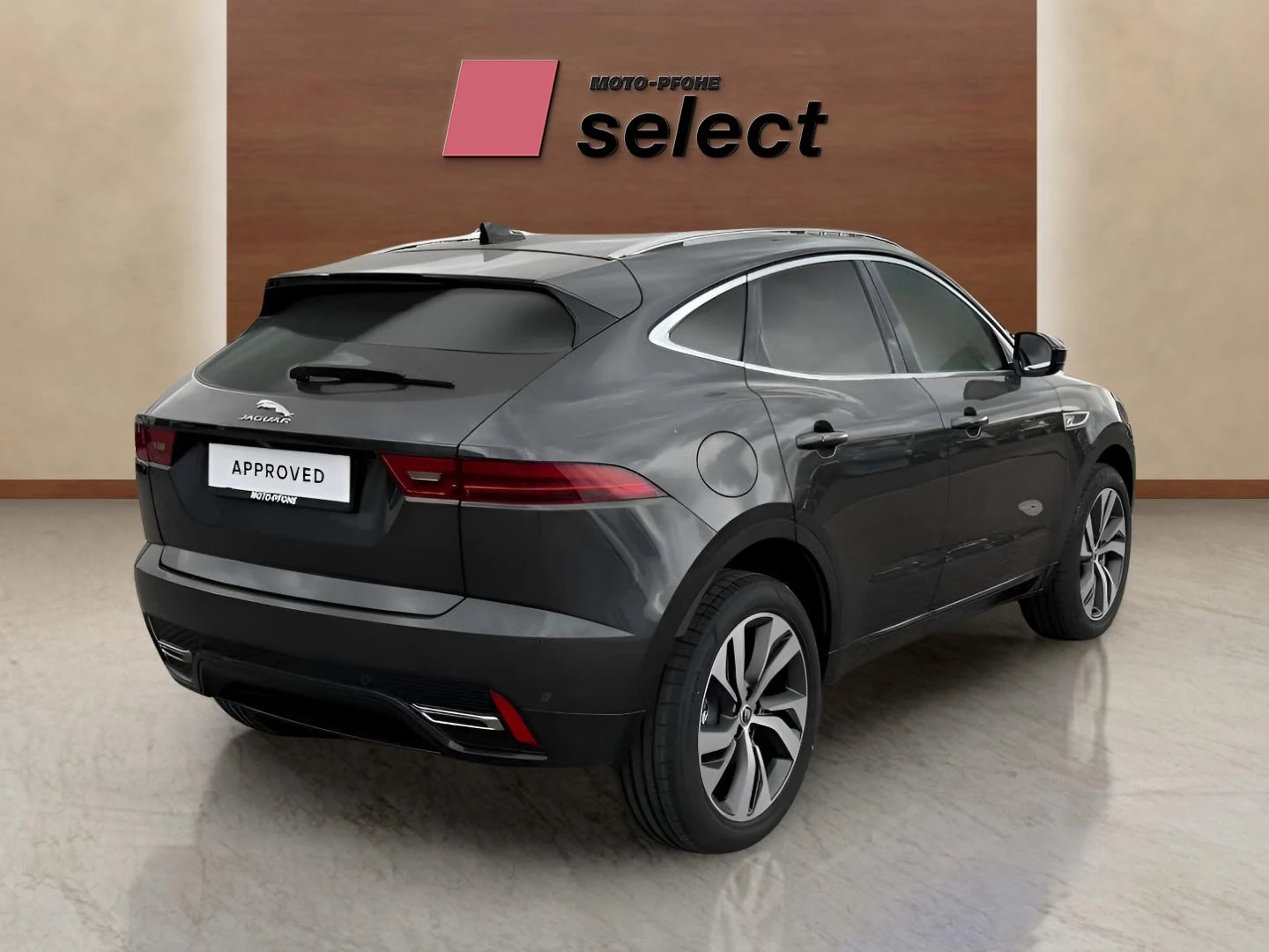 Jaguar E-pace PHEV | Mobile.bg   11