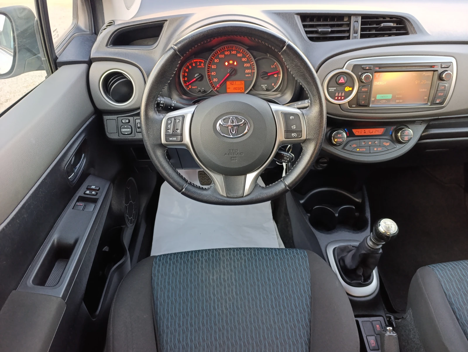 Toyota Yaris 1.33 99�.�. | Mobile.bg � ����������� 10