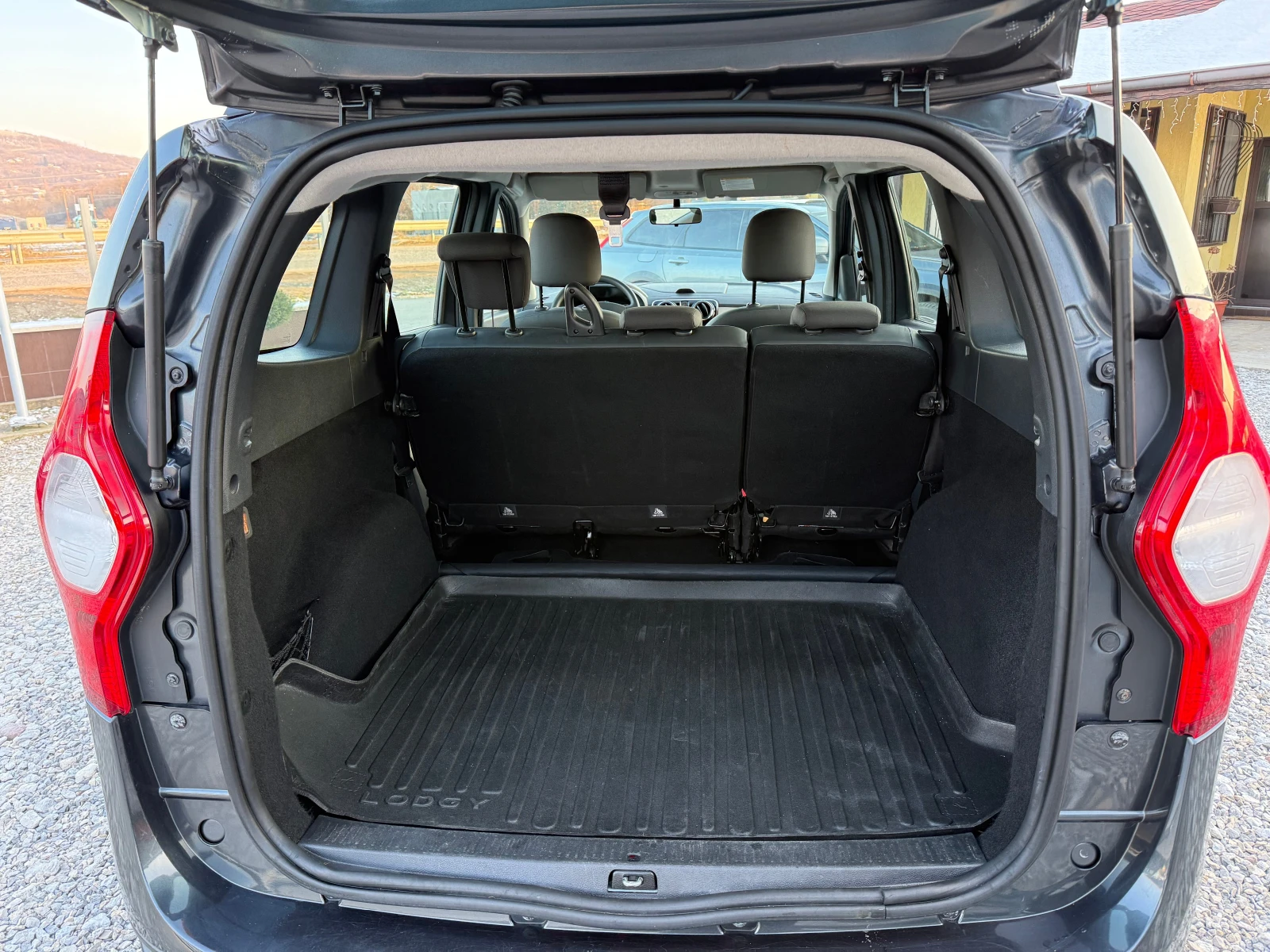 Dacia Lodgy 1.2 ��������� !! �������� ������ ��������� | Mobile.bg � ����������� 14