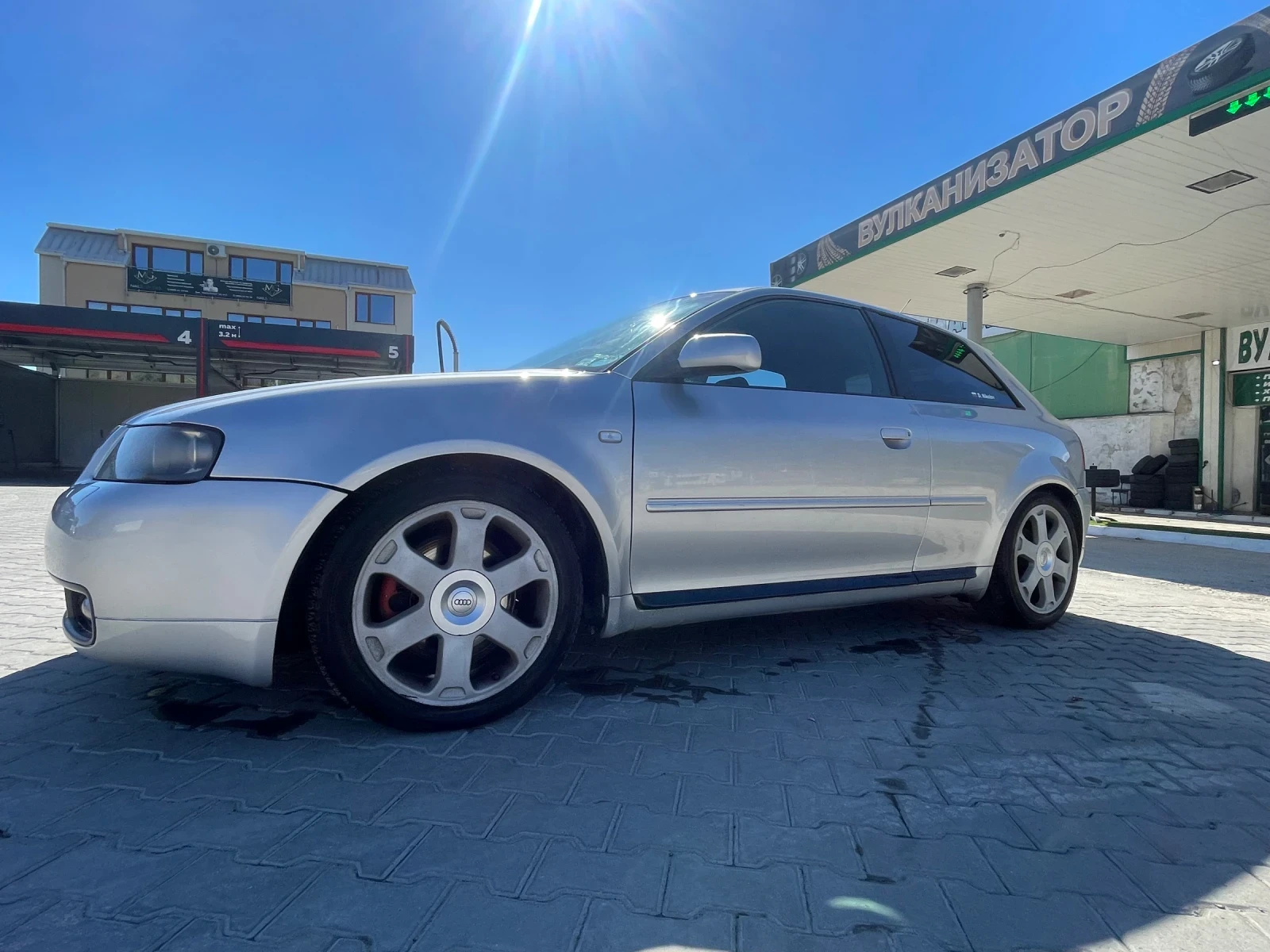 Audi S3 1.8t - изображение 2