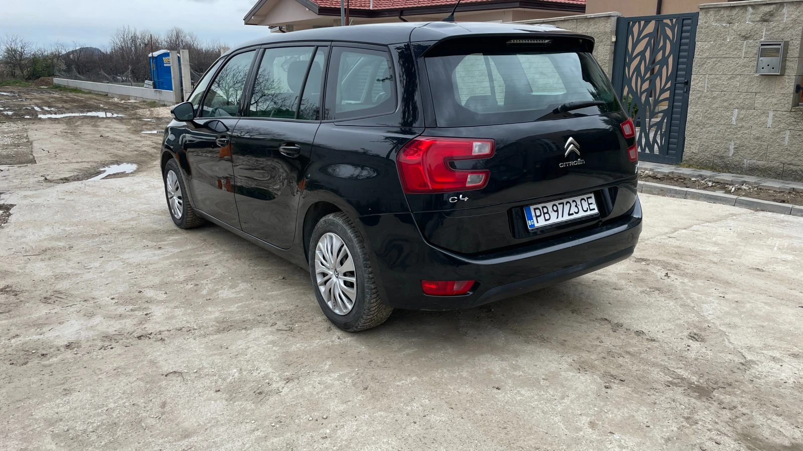 Citroen Grand C4 Picasso 1.6 HDI, снимка 3 - Автомобили и джипове - 53803212