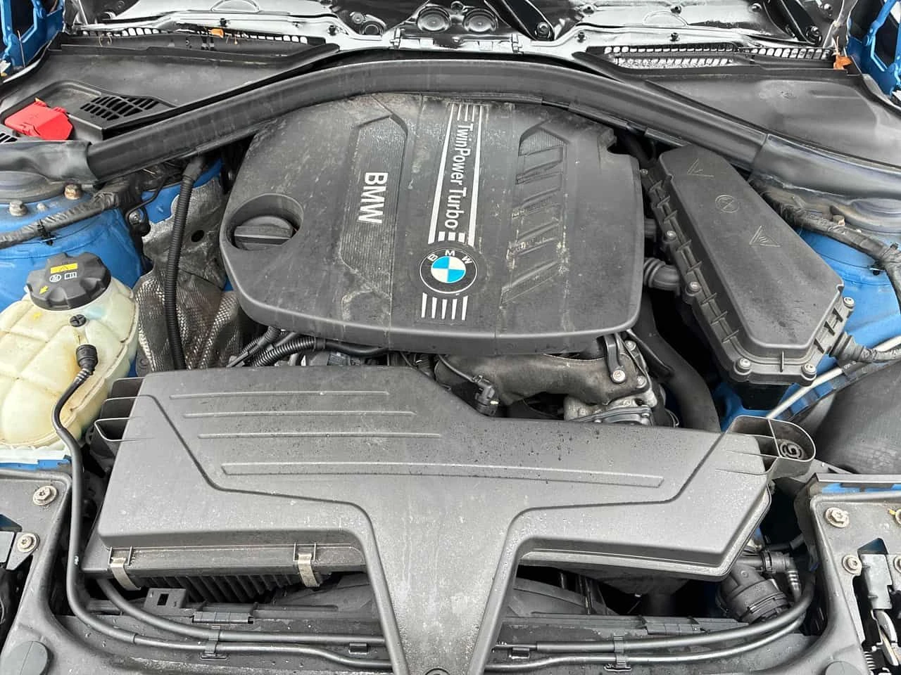 BMW 328 * 328d xDrive * 2 КЛЮЧА* ПАНО* ПОДГРЕВ* КЕЙЛЕС* , снимка 16 - Автомобили и джипове - 53918394