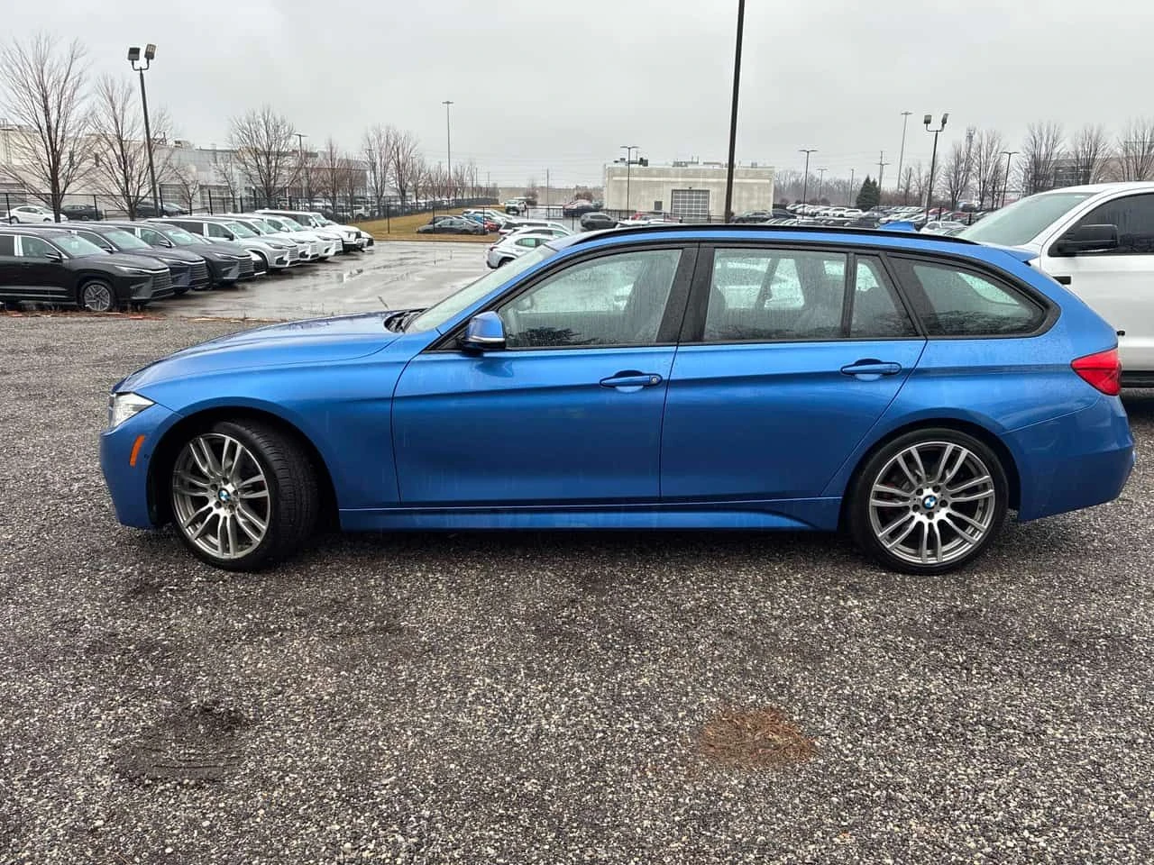 BMW 328 * 328d xDrive * 2 КЛЮЧА* ПАНО* ПОДГРЕВ* КЕЙЛЕС* , снимка 2 - Автомобили и джипове - 53918394